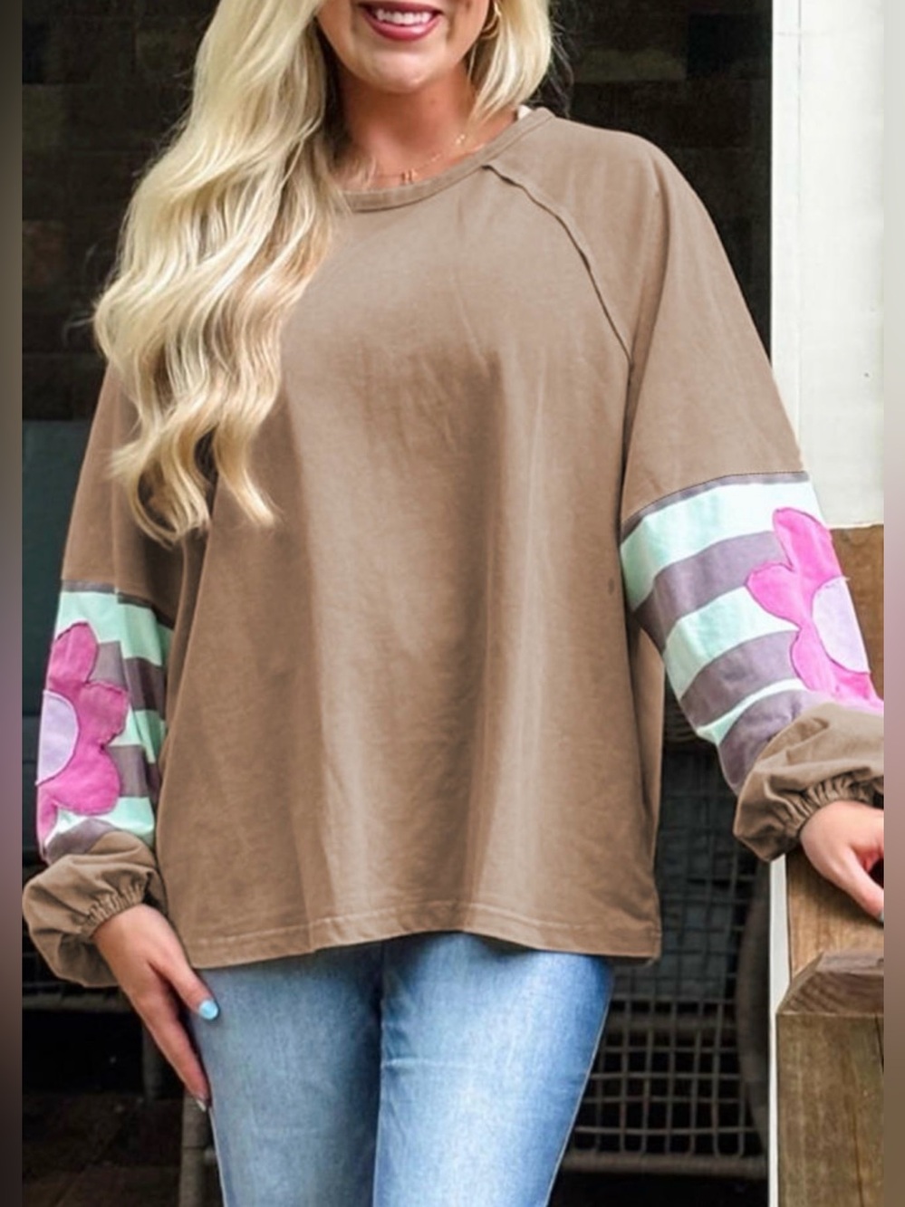 Light French Beige Flower Stripped puff sleeves loose sweatshirt
